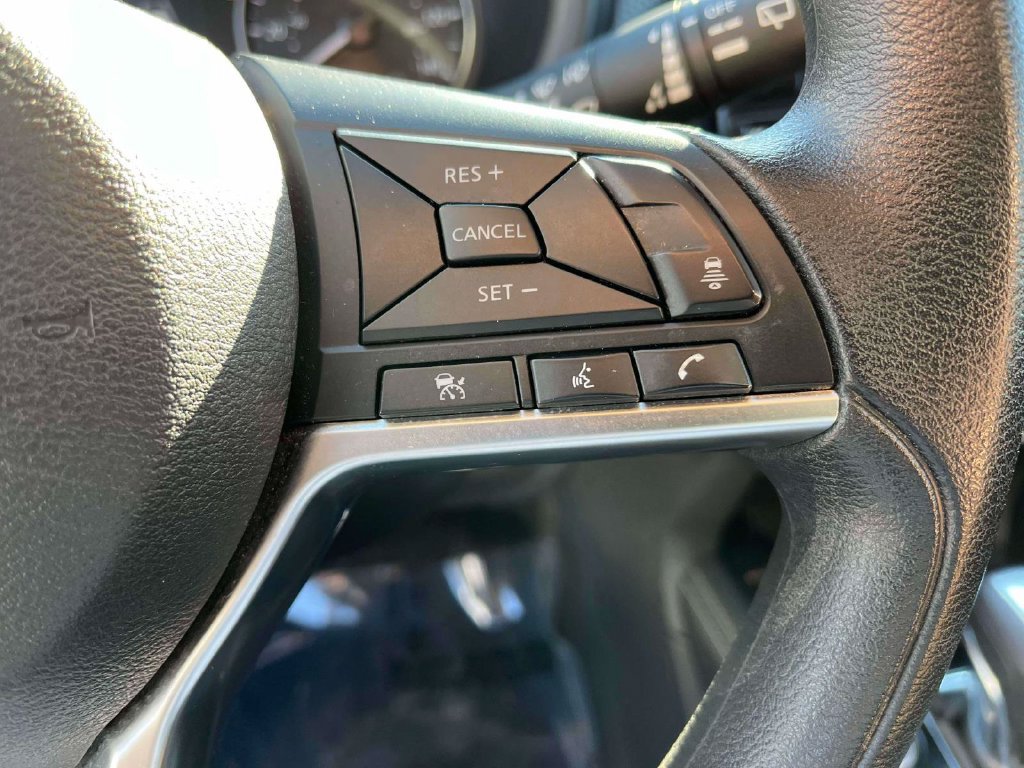 Used 2024 Nissan Kicks SV FWD image 17