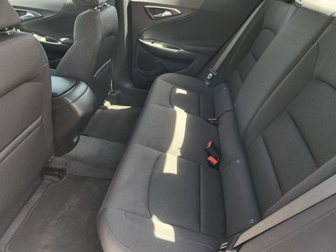 Used 2022 Chevrolet Malibu LS image 30