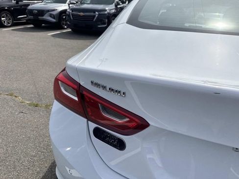 Used 2025 Chevrolet Malibu LT image 6