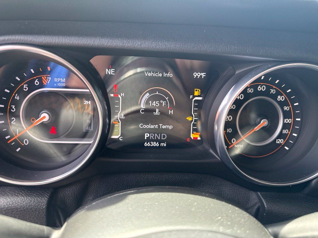 Used 2021 Jeep Gladiator Overland AWD/4WD image 17