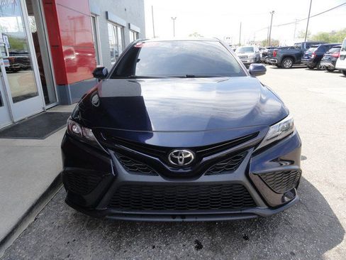 Used 2021 Toyota Camry SE FWD image 6