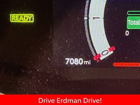 Certified 2025 Toyota Camry SE image 32