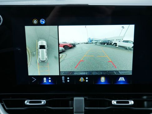 New 2026 Chevrolet Equinox LT w/ Convenience Package II image 10