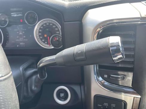 Used 2018 RAM 2500 Laramie w/ Snow Chief Group AWD/4WD image 36