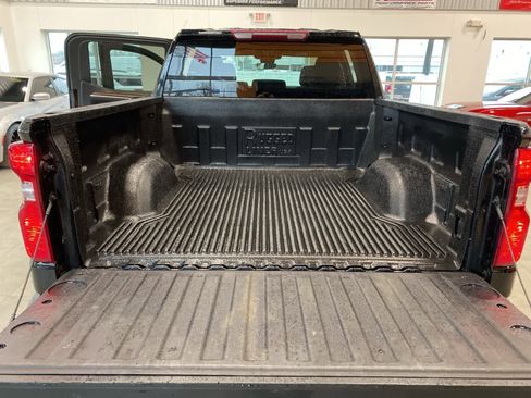 Used 2025 Chevrolet Silverado 1500 LT image 28