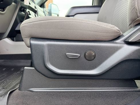 Used 2020 Ford F250 XLT w/ XLT Premium Package image 21