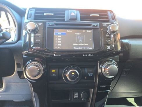 Used 2019 Toyota 4Runner TRD Off-Road AWD/4WD image 13