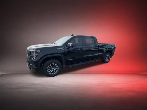 Used 2022 GMC Sierra 1500 AT4 w/ Technology Package AWD/4WD image 4