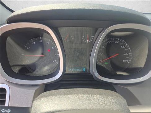 Used 2017 Chevrolet Equinox LT FWD image 11