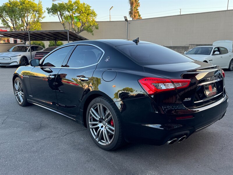 Used 2018 Maserati Ghibli S GranSport Q4 AWD/4WD image 11