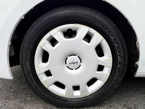 Used 2008 Scion xB FWD image 35