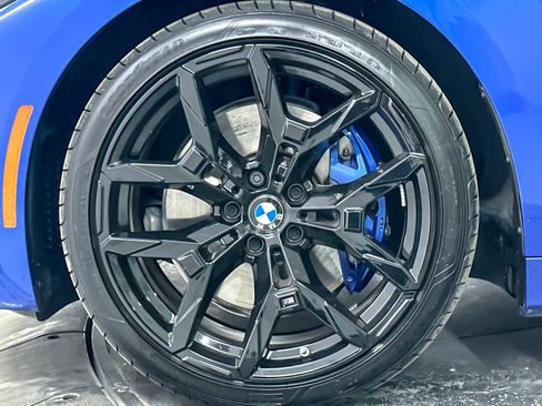 Used 2025 BMW M440i Coupe w/ Premium Package image 26