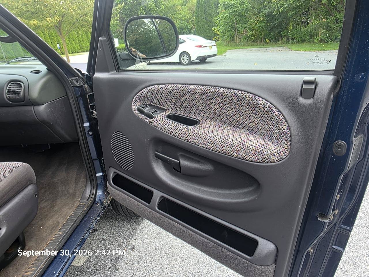 Used 2001 Dodge Ram 1500 Truck 4x4 Quad Cab image 15