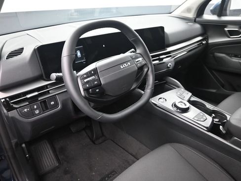 New 2027 Kia Sportage S FWD image 12