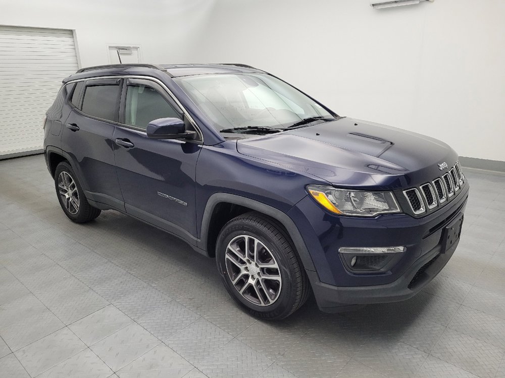 Used 2018 Jeep Compass Latitude w/ Safe & Security Group FWD image 11