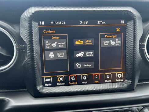 Used 2023 Jeep Wrangler Sahara w/ Cold Weather Group image 29