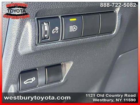 Used 2024 Toyota Corolla Cross XLE w/ Convenience Package image 24