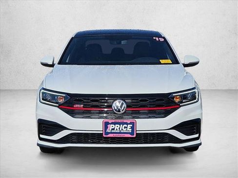 Used 2019 Volkswagen Jetta GLI Autobahn FWD image 2