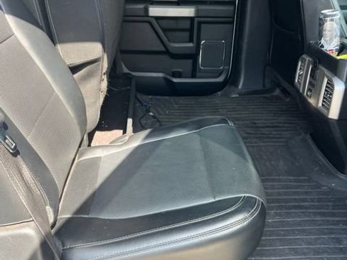 Used 2016 Ford F150 Lariat w/ Equipment Group 502A Luxury AWD/4WD image 8