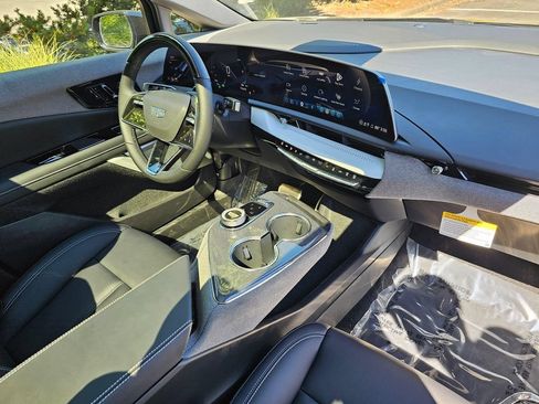 New 2026 Cadillac Optiq Sport 1 AWD/4WD image 10