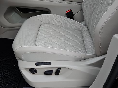 New 2026 Volkswagen Atlas SEL Premium R-Line image 14