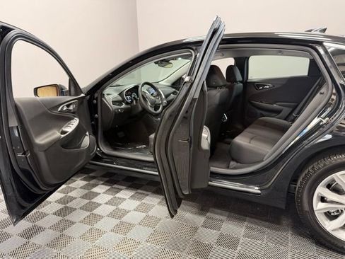 Used 2023 Chevrolet Malibu LT FWD image 13