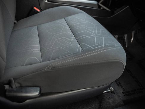 Used 2017 Toyota Tacoma TRD Off-Road w/ Tow Package (A/T) image 41