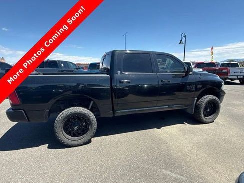 Used 2019 RAM 1500 Classic SLT w/ Black Appearance Group AWD/4WD image 2