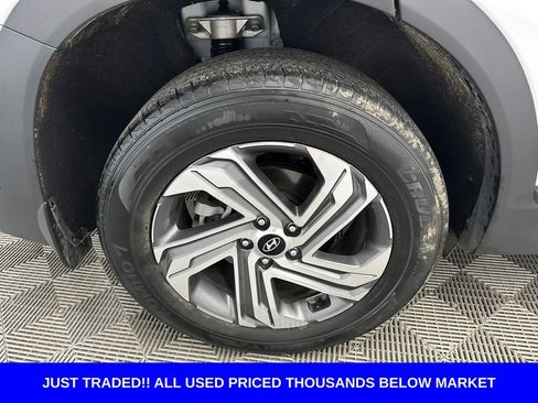 Used 2023 Hyundai Santa Fe SEL FWD image 18