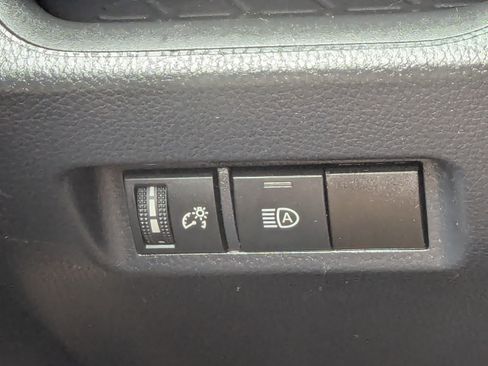 Used 2023 Toyota RAV4 XLE FWD image 29