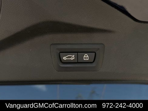 Used 2023 BMW X7 xDrive40i w/ M Sport Package AWD/4WD image 42