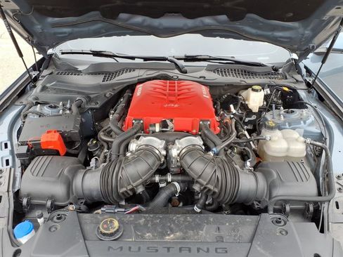 Used 2024 Ford Mustang GT RWD image 10