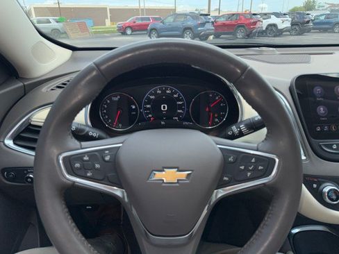 Used 2020 Chevrolet Malibu Premier w/ LPO, Floor Liner Package FWD image 19