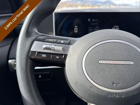 Used 2025 Hyundai Santa Cruz SE image 49