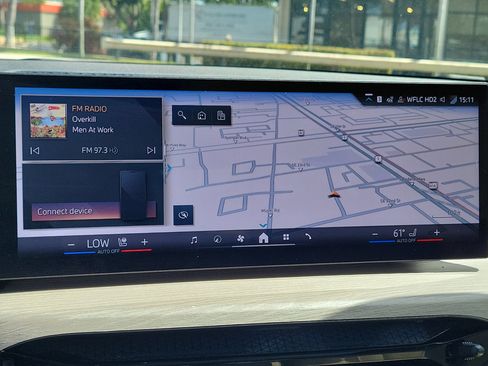 Used 2025 BMW 330i Sedan w/ Convenience Package image 28