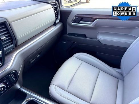 Used 2024 GMC Sierra 1500 SLT w/ SLT Premium Plus Package image 33