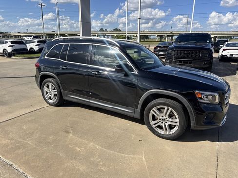 Used 2020 Mercedes-Benz GLB 250 image 11