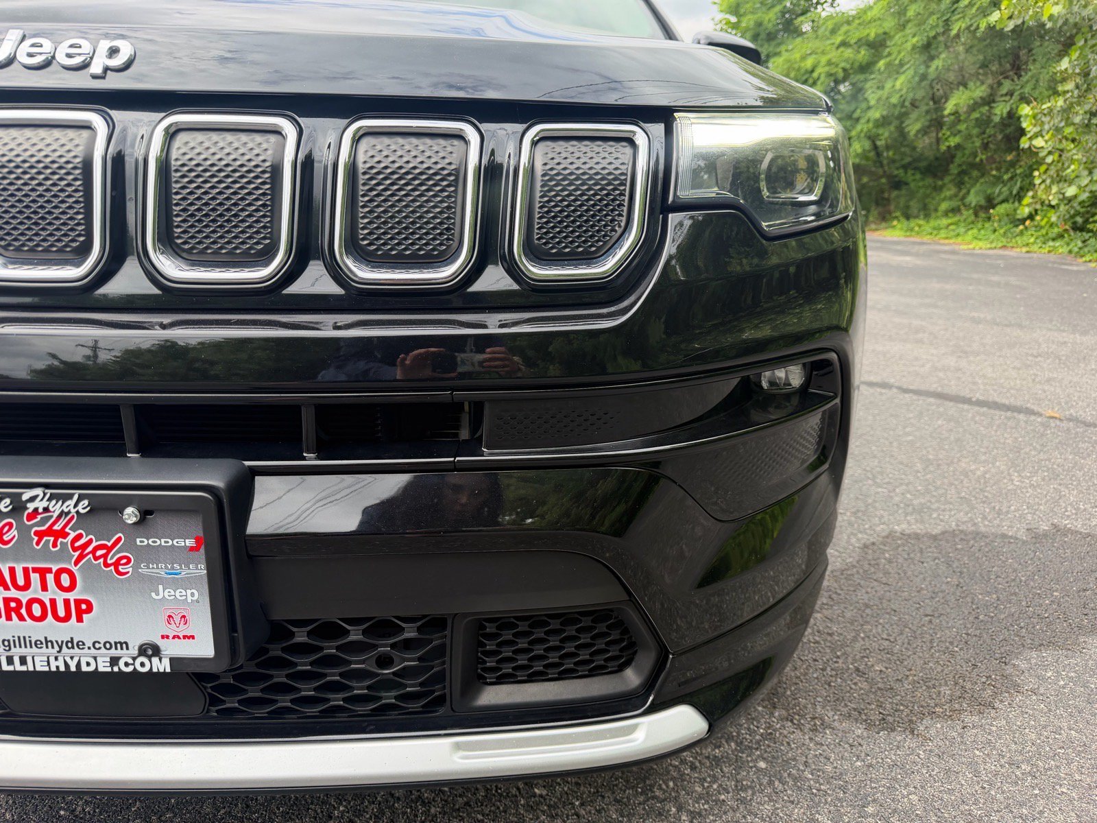 Used 2022 Jeep Compass Limited w/ Elite Group AWD/4WD image 6