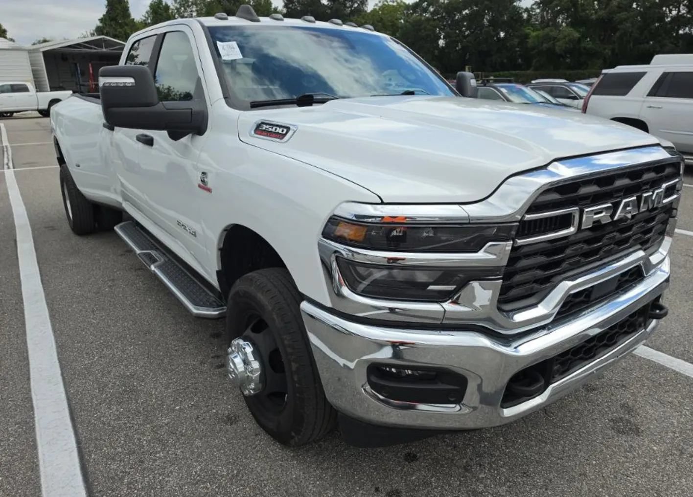 Used 2025 RAM 3500 Big Horn AWD/4WD image 5