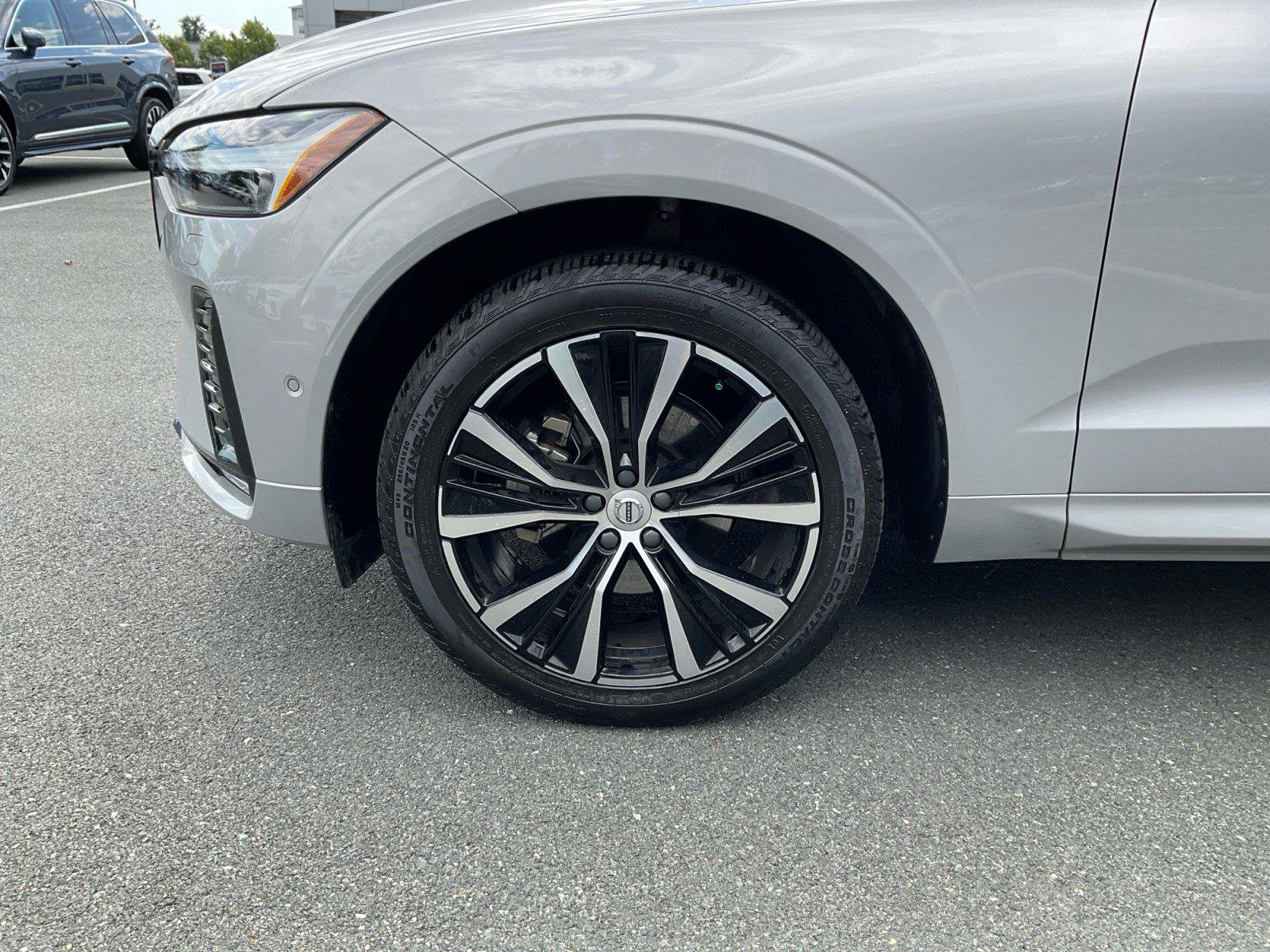 Certified 2023 Volvo XC60 B5 Ultimate w/ Climate Package AWD/4WD image 24