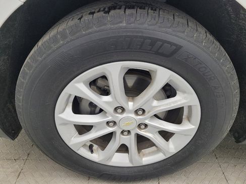 Used 2020 Chevrolet Equinox LT image 31
