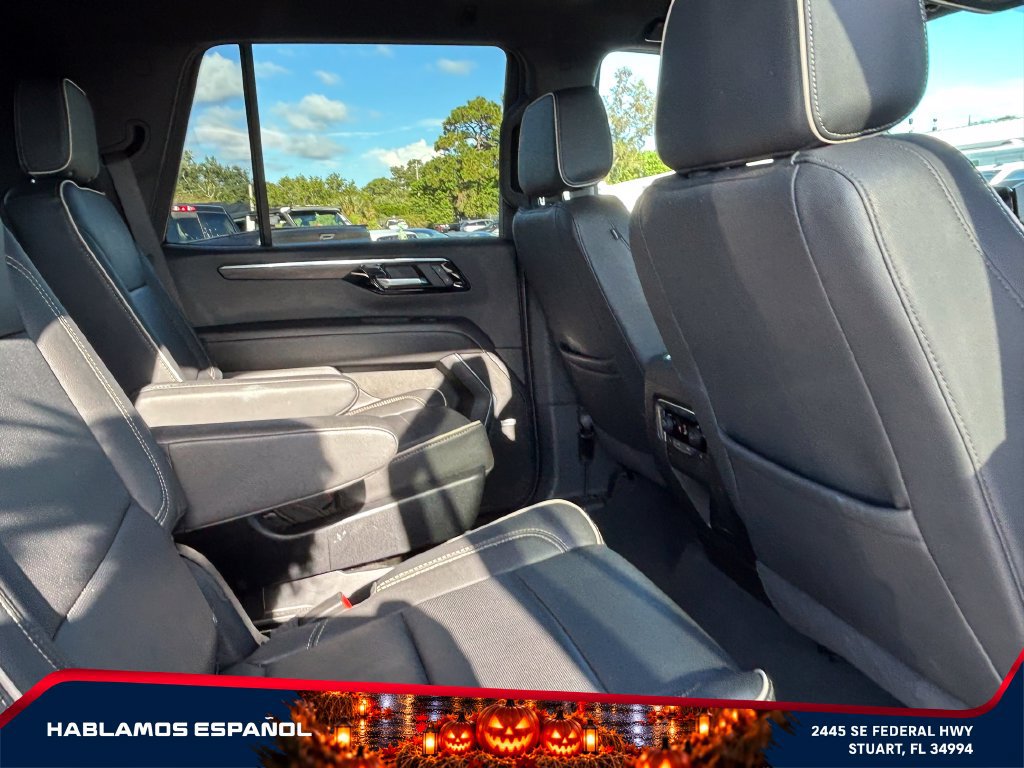 Used 2025 Chevrolet Tahoe Premier AWD/4WD image 19