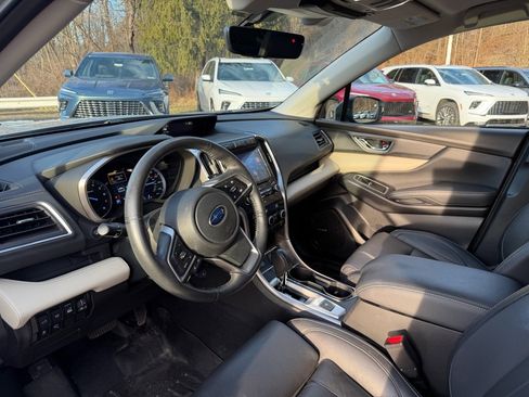 Used 2021 Subaru Ascent Limited w/ Technology Package image 8