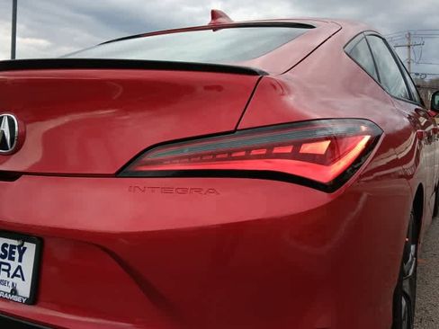 Used 2023 Acura Integra A-Spec image 5
