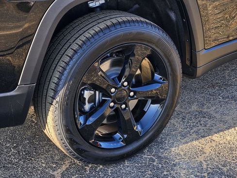 New 2025 Jeep Grand Cherokee L Limited AWD/4WD image 41