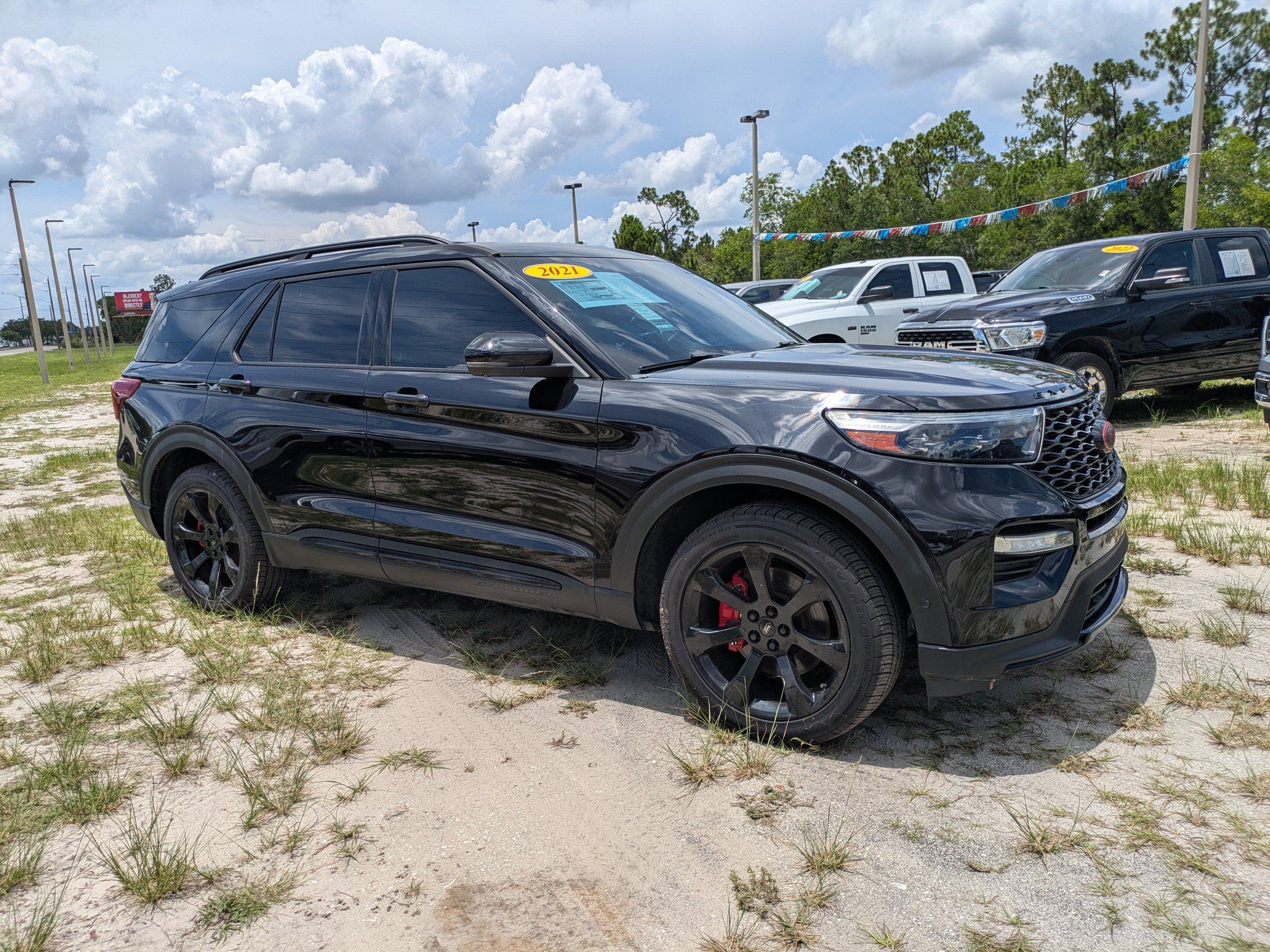 Used 2021 Ford Explorer ST w/ Equipment Group 401A AWD/4WD image 2