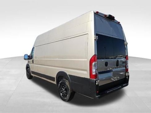 Used 2026 RAM ProMaster 3500 w/ Quick Order Package 22G SLT FWD image 6