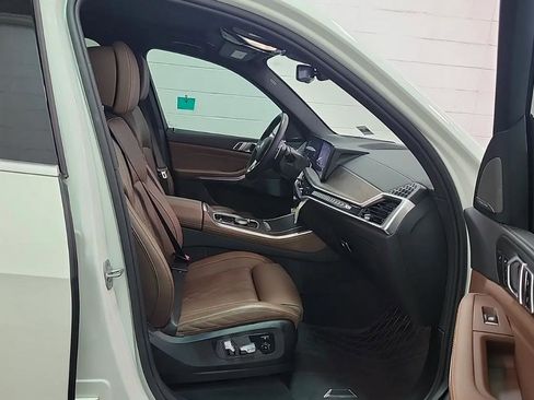 Used 2025 BMW X5 xDrive40i w/ Climate Comfort Package AWD/4WD image 6