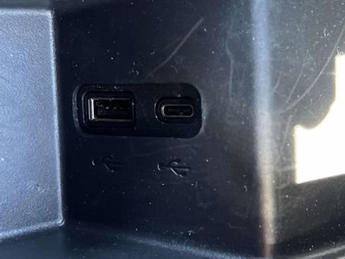 New 2025 GMC Acadia Elevation w/ Elevation Premium Package image 31