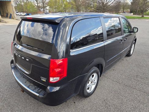 Used 2012 Dodge Grand Caravan Crew image 11